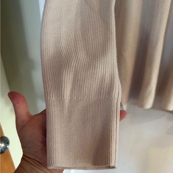 Lululemon Merino Wool Blend Ribbed Crewneck Oatmeal Beige Size 10 - Picture 2 of 10